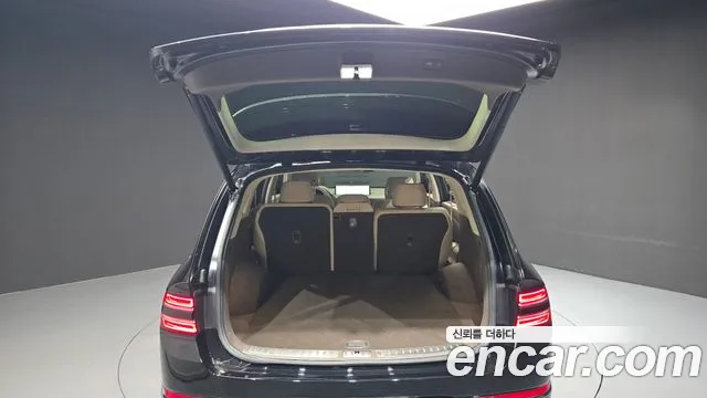Genesis GV80 — Фото автомобиля 24