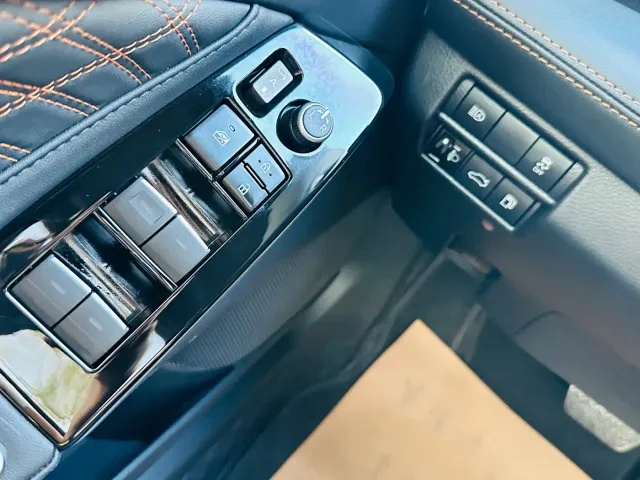 Toyota Avalon — Фото автомобиля 15