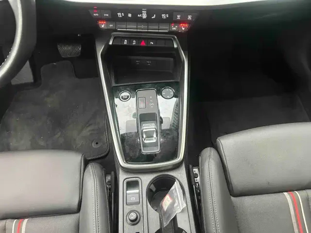 Audi A3 — Фото автомобиля 11