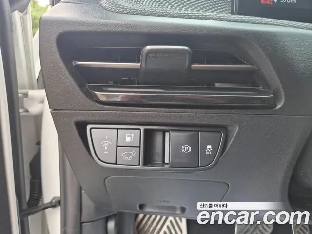 Kia EV6 — Фото автомобиля 13