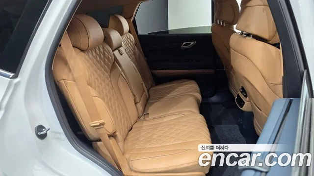 Genesis GV80 2.5T Бензин AWD — Фото автомобиля 4