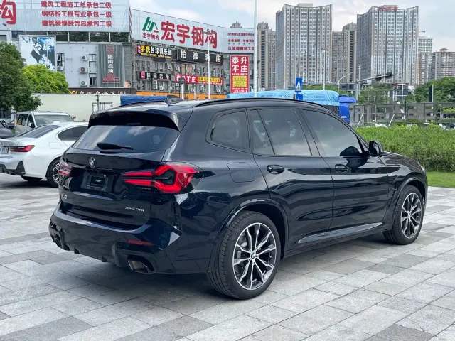 BMW X3 — Фото автомобиля 4