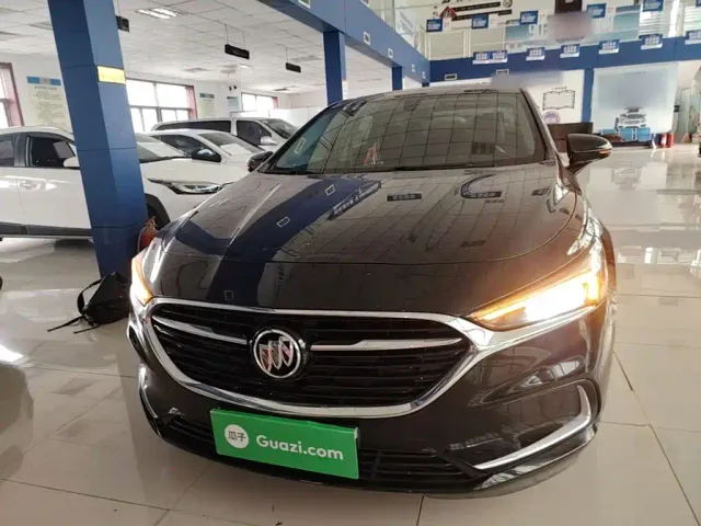 Buick LaCrosse — Фото автомобиля 2