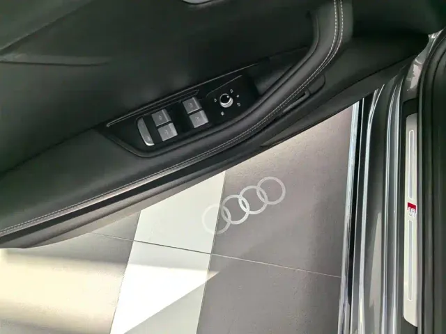 Audi A4L — Фото автомобиля 6