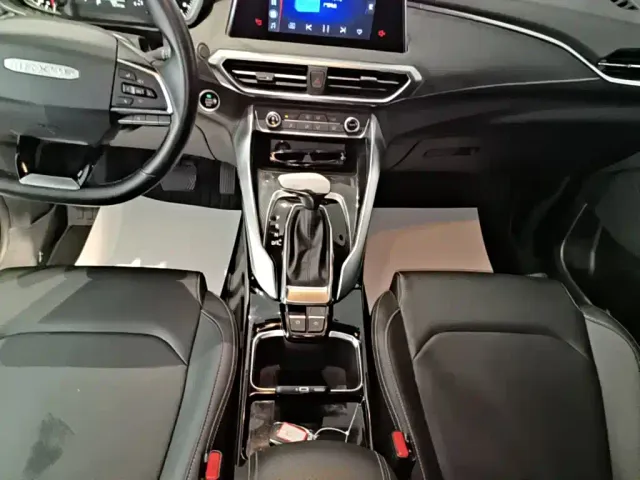 Maxus G50 — Фото автомобиля 13