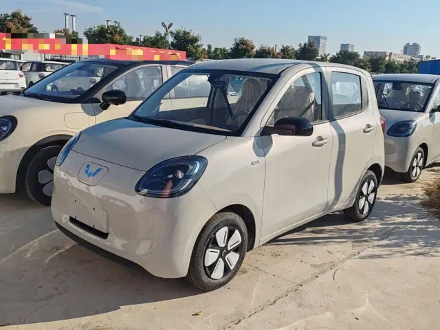 Фотография автомобиля — Wuling Hongguang Mini EV