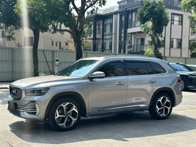 Фотография автомобиля — Geely Xingyue L