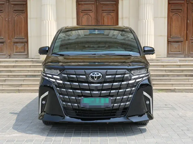 Toyota Alphard — Фото автомобиля 2