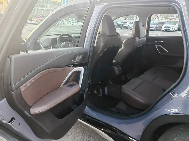 BMW X1 — Фото автомобиля 11
