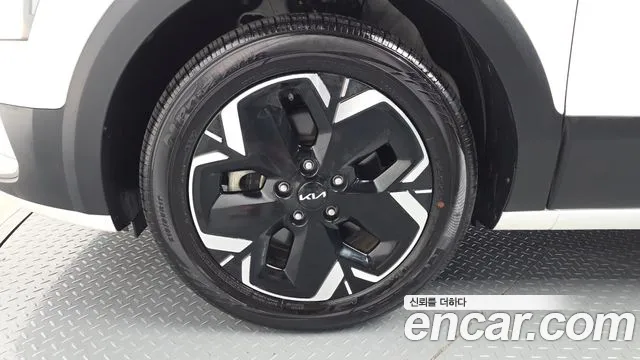 Kia Niro All Niro EV Air — Фото автомобиля 5