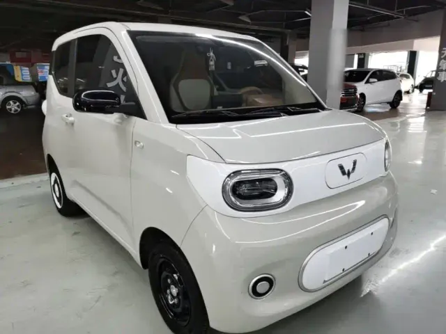 Wuling Hongguang Mini EV — Фото автомобиля 3