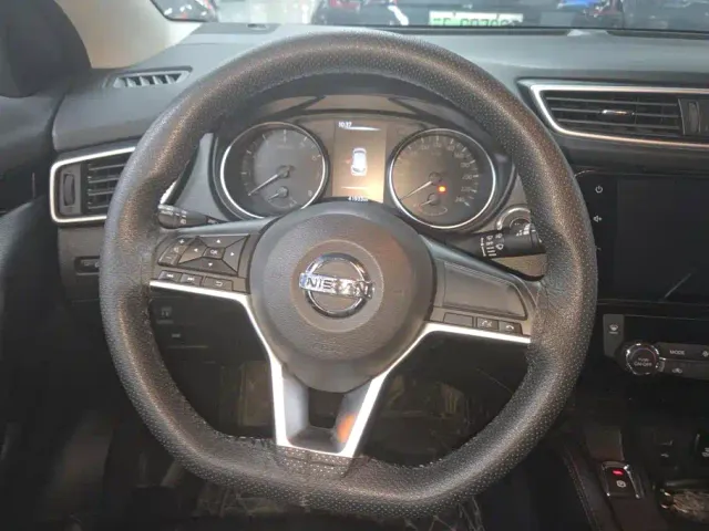Nissan Qashqai — Фото автомобиля 15