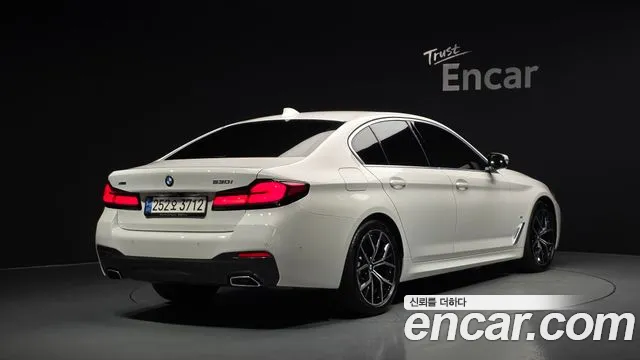 BMW 5-Series 5 серия (G30) 530i xDrive M Sport — Фото автомобиля 2