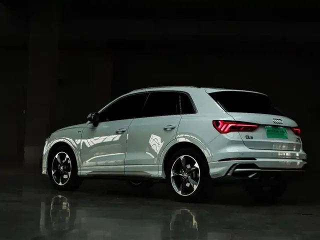 Audi Q3 — Фото автомобиля 5