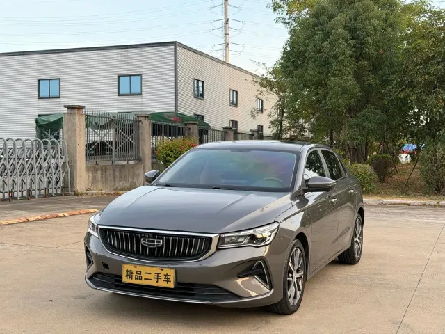 Фотография автомобиля — Geely Emgrand