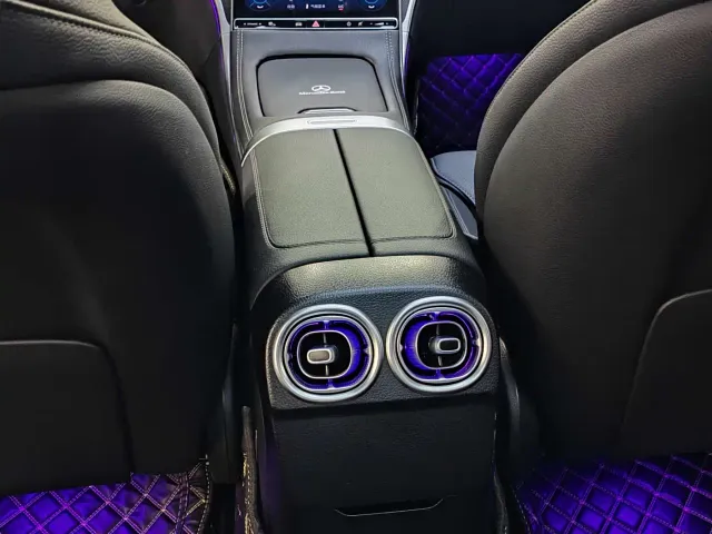 Mercedes-Benz C-Class — Фото автомобиля 11