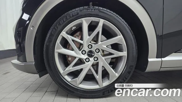 Genesis GV60 — Фото автомобиля 5