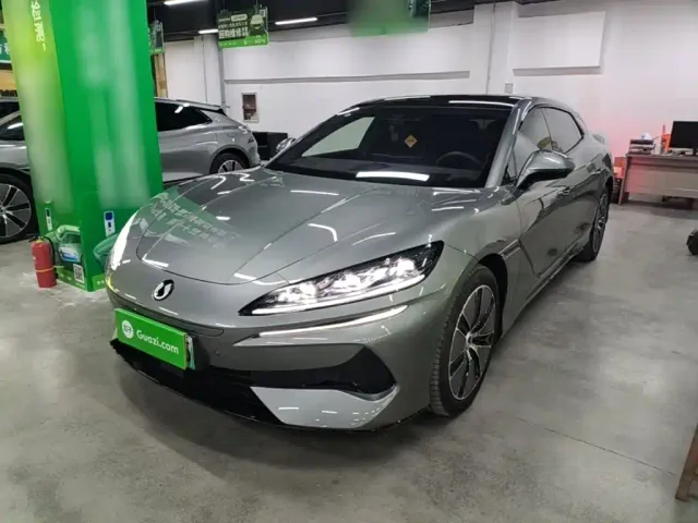 Фотография автомобиля — Denza Z9GT