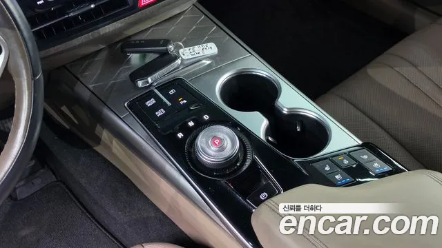Kia K8 K8 Hybrid — Фото автомобиля 12