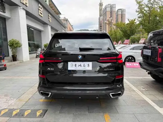 BMW X5 — Фото автомобиля 3