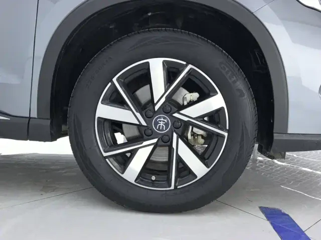 BYD Song Pro — Фото автомобиля 6
