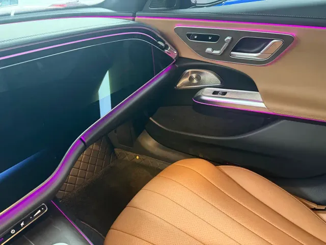 Mercedes-Benz E-Class — Фото автомобиля 10