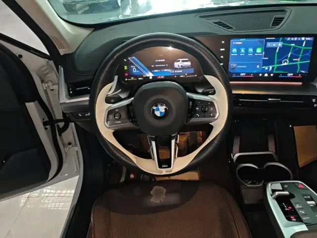 BMW X1 — Фото автомобиля 10