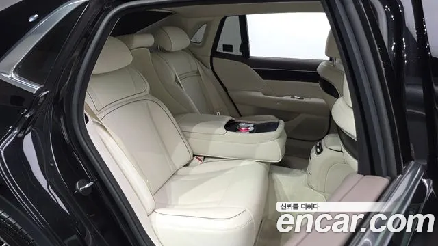 Genesis G90 RS4 — Фото автомобиля 11