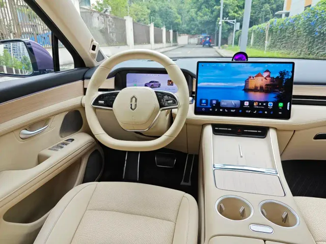 Aito M5 — Фото автомобиля 19