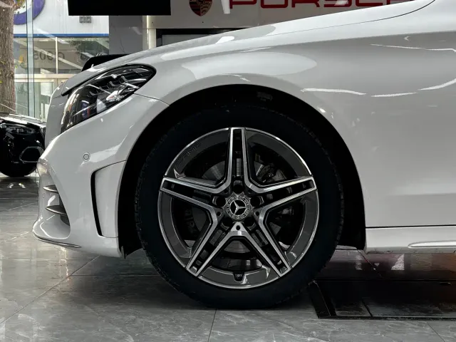 Mercedes-Benz C-Class — Фото автомобиля 8