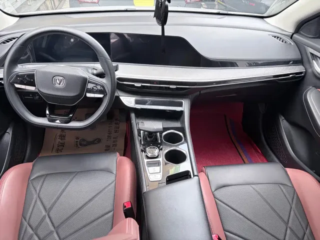 Changan Eado — Фото автомобиля 6