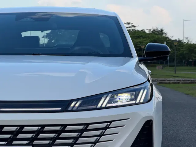 Changan Eado — Фото автомобиля 4