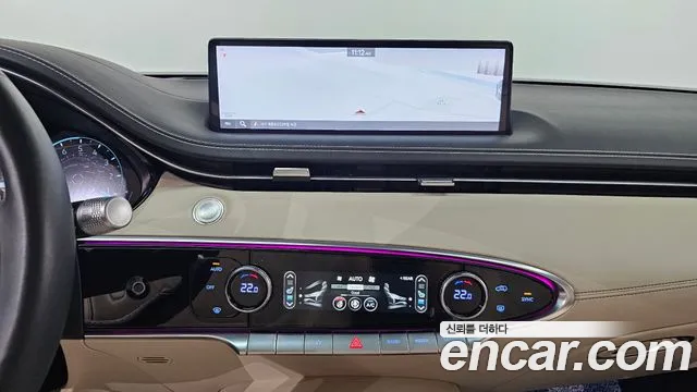 Genesis GV70 — Фото автомобиля 15