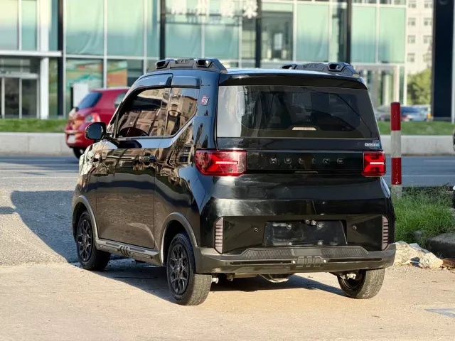 Wuling Hongguang Mini EV — Фото автомобиля 12