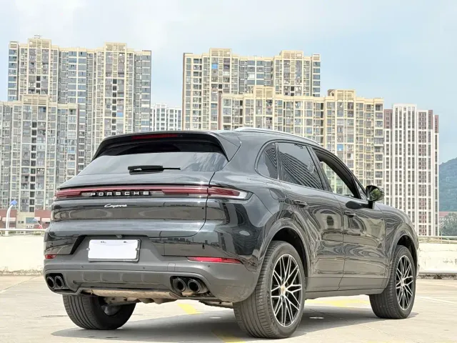 Porsche Cayenne 2024 Cayenne 3.0T — Фото автомобиля 10