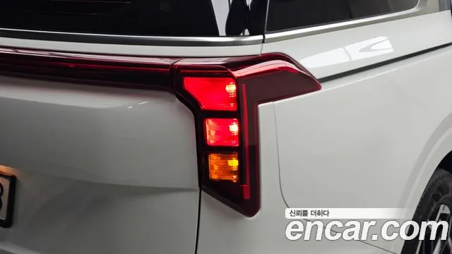 Kia Carnival 4th Gen — Фото автомобиля 8