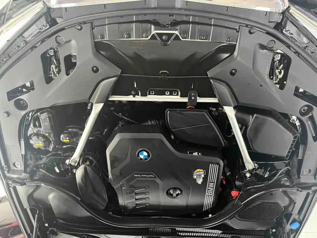 BMW 5 Series — Фото автомобиля 26