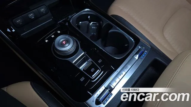 Kia Carnival 4th Gen — Фото автомобиля 12