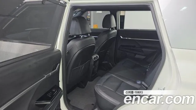 KG_Mobility_Ssangyong Torres Torres Бензин 1.5 2WD — Фото автомобиля 11