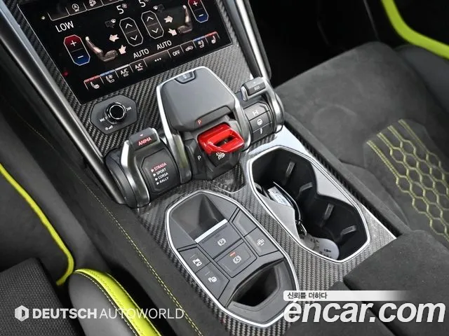 Lamborghini Urus — Фото автомобиля 8