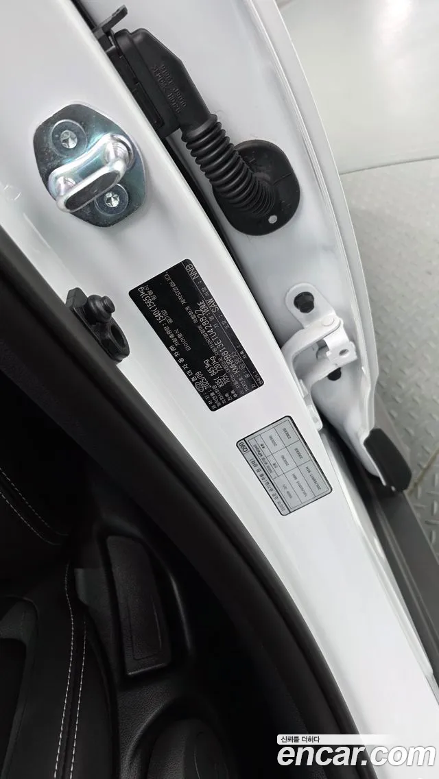 Hyundai Venue Venue 1.6 Premium — Фото автомобиля 28