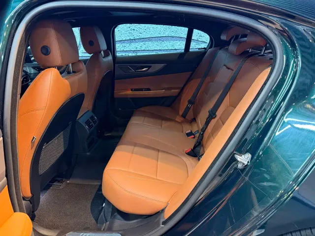 Jaguar XEL — Фото автомобиля 9