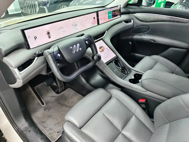 IM Motors LS6 — Фото автомобиля 9
