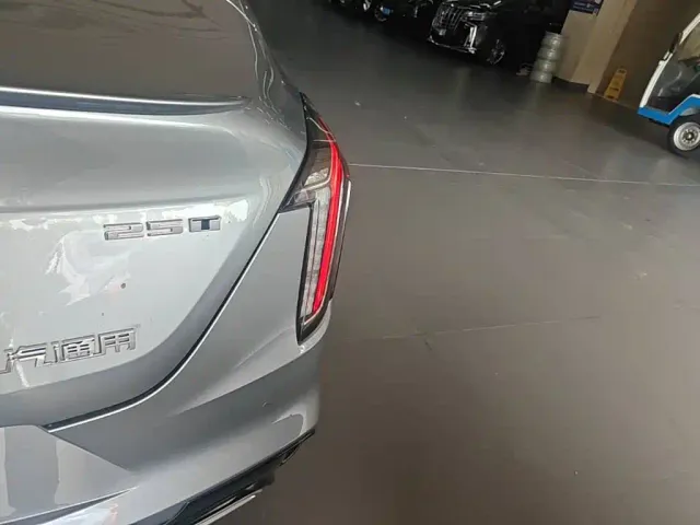 Cadillac CT4 — Фото автомобиля 7