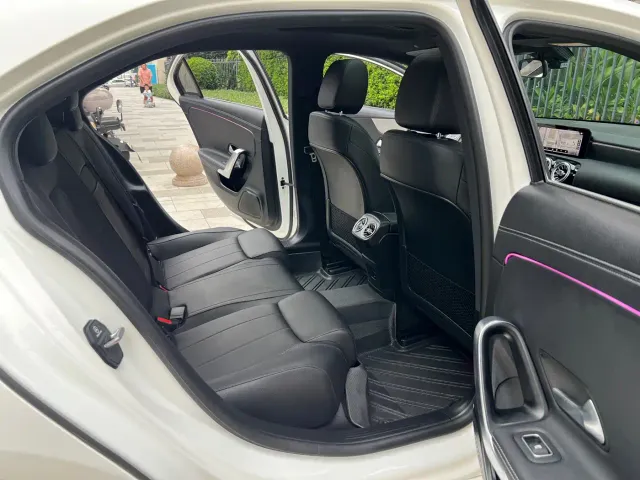 Mercedes-Benz A-Class — Фото автомобиля 9