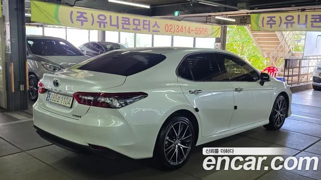 Toyota Camry XV70 — Фото автомобиля 4