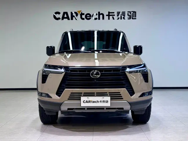 Lexus GX — Фото автомобиля 3