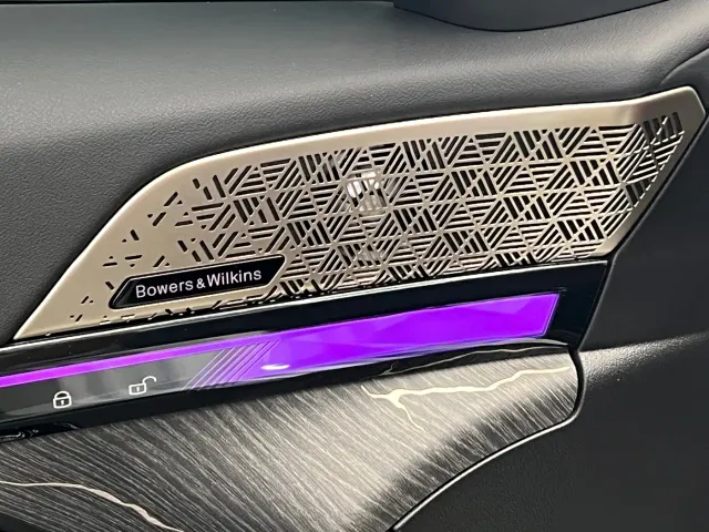 BMW 5 Series — Фото автомобиля 16