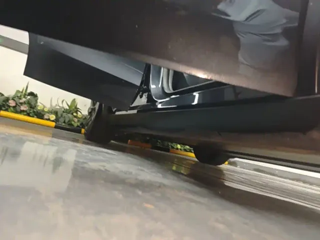 Tesla Model Y — Фото автомобиля 20