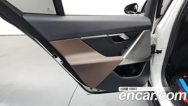 BMW 5-Series — Фото автомобиля 19